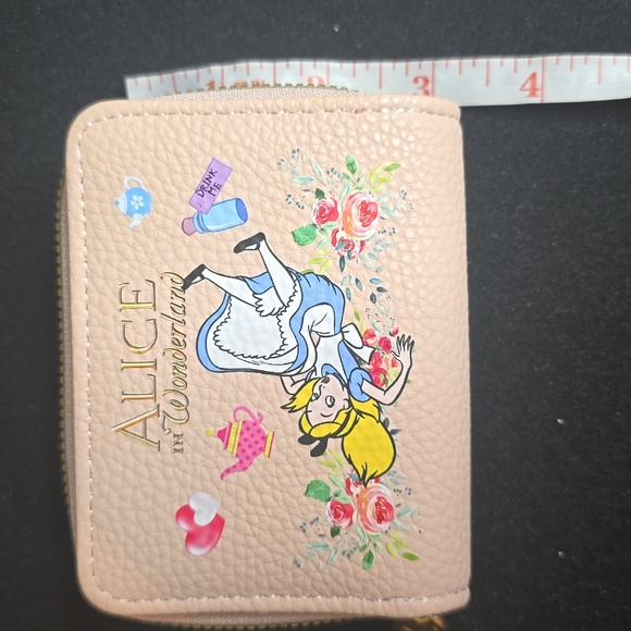 Alice in Wonderland Pink Wallet - Picture 6 of 6